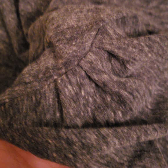 Gray short sleeve top - Picture 2 of 4